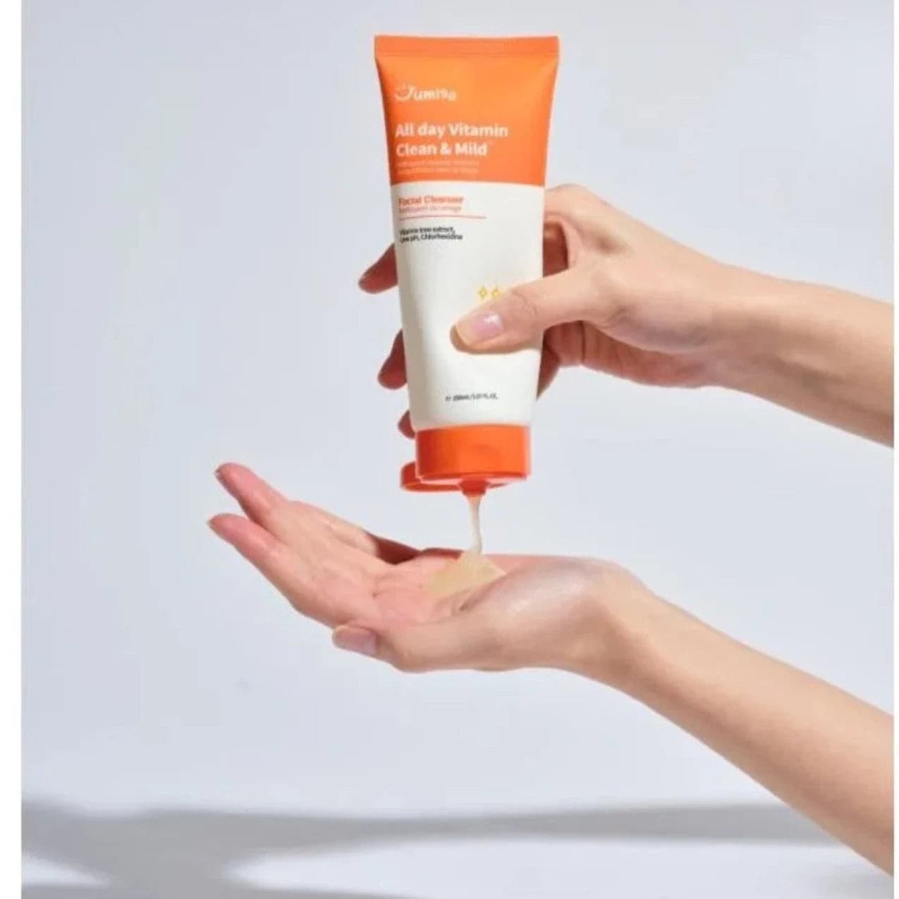 All day Vitamin Clean&Mild Facial Cleanser | Espuma limpiadora calmante 150ml - Koelleza Store