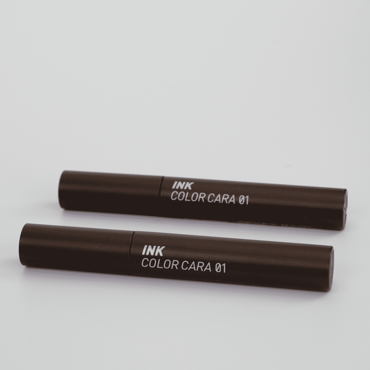 Ink Color Cara #01 Black Espresso | Mascara de pestañas larga duracion.